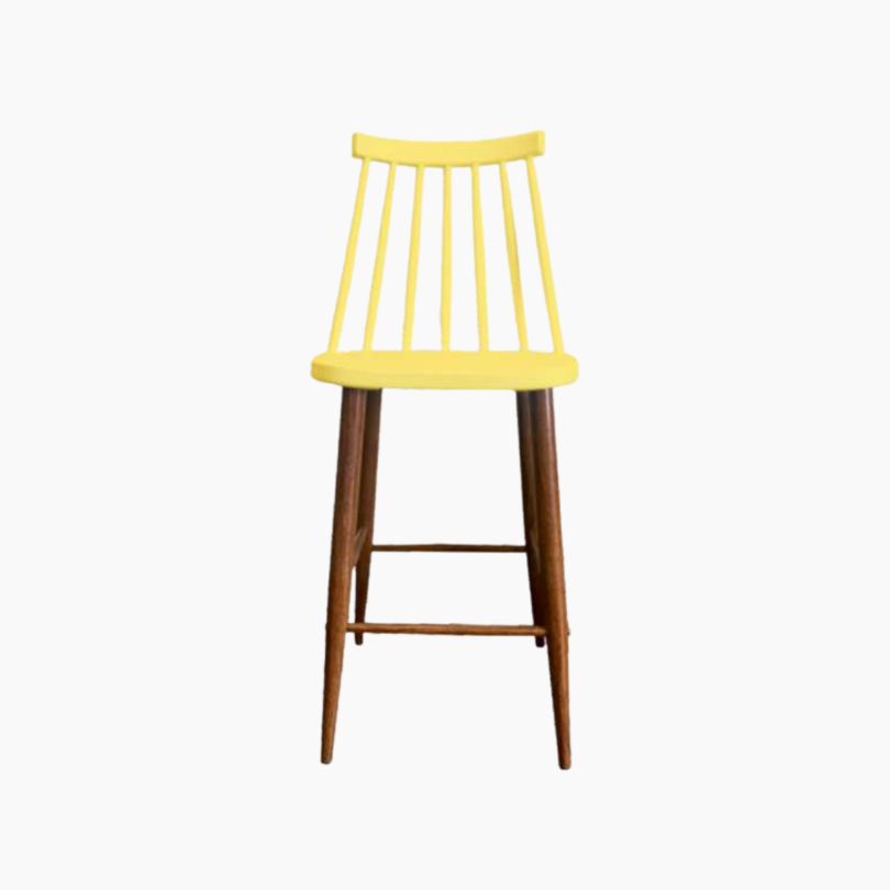 Caramel mocha chair